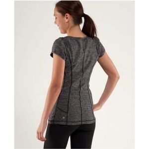 Lululemon Run: Back On Track Short SleeveTech
Heathered Black Size 4